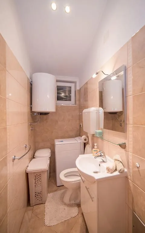 Captain'S Apartment Barbat na Rabu